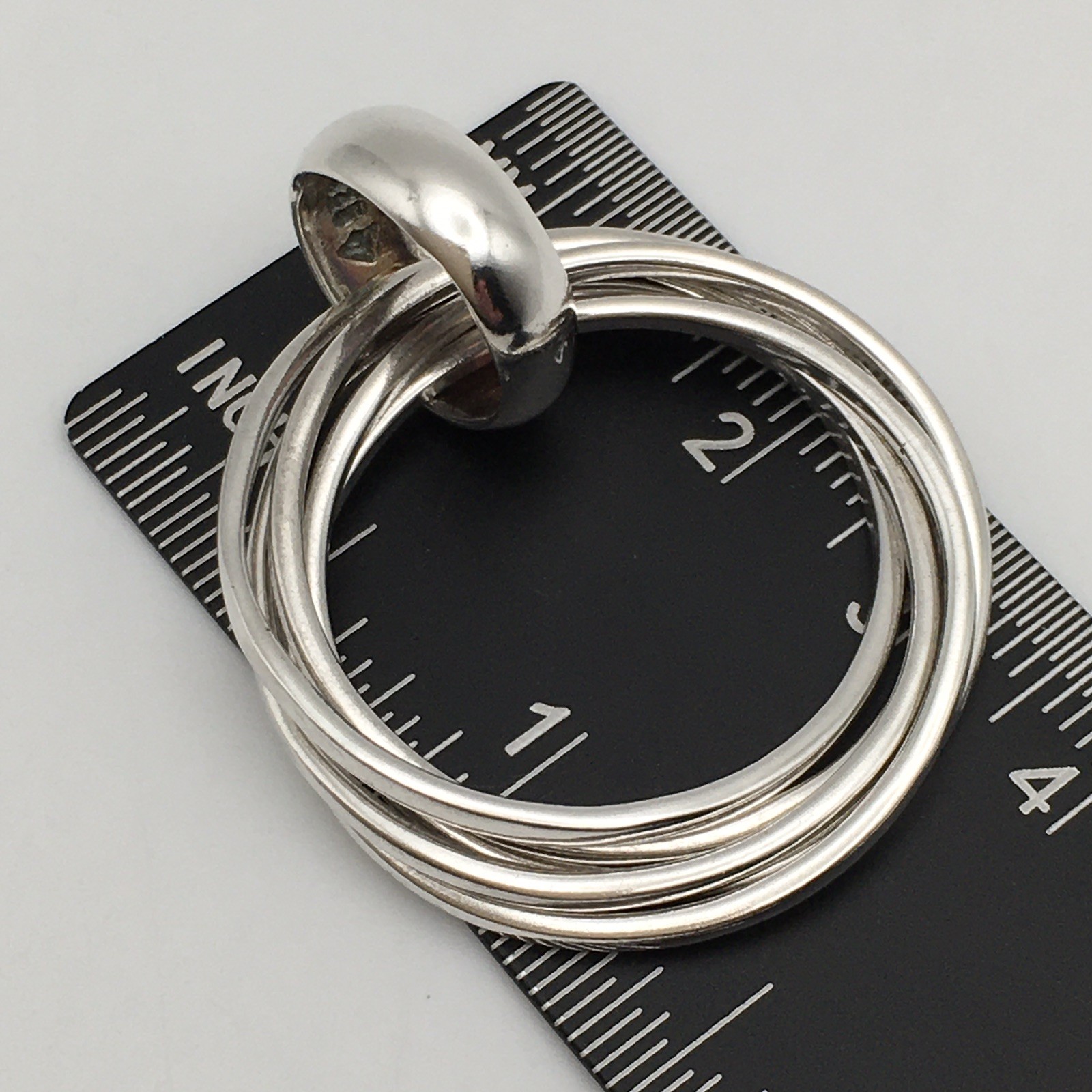 Sterling Silver SILPADA Intertwined 5 Ring Pendant Marked 925 India 10g #76