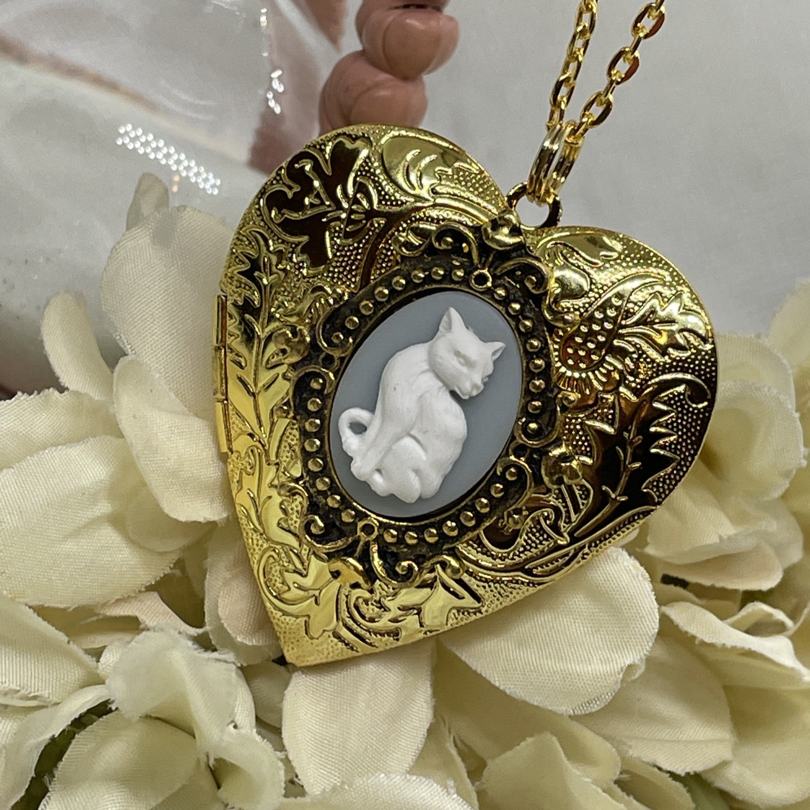 Gold Heart Locket Photo Birthday Anniversary Wedding Cat Kitten Cameo Necklace
