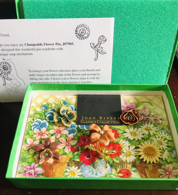 Joan Rivers Retired 5 in 1 Interchangeable FLOWER PIN SET:Pansy_Orchid_Rose etc