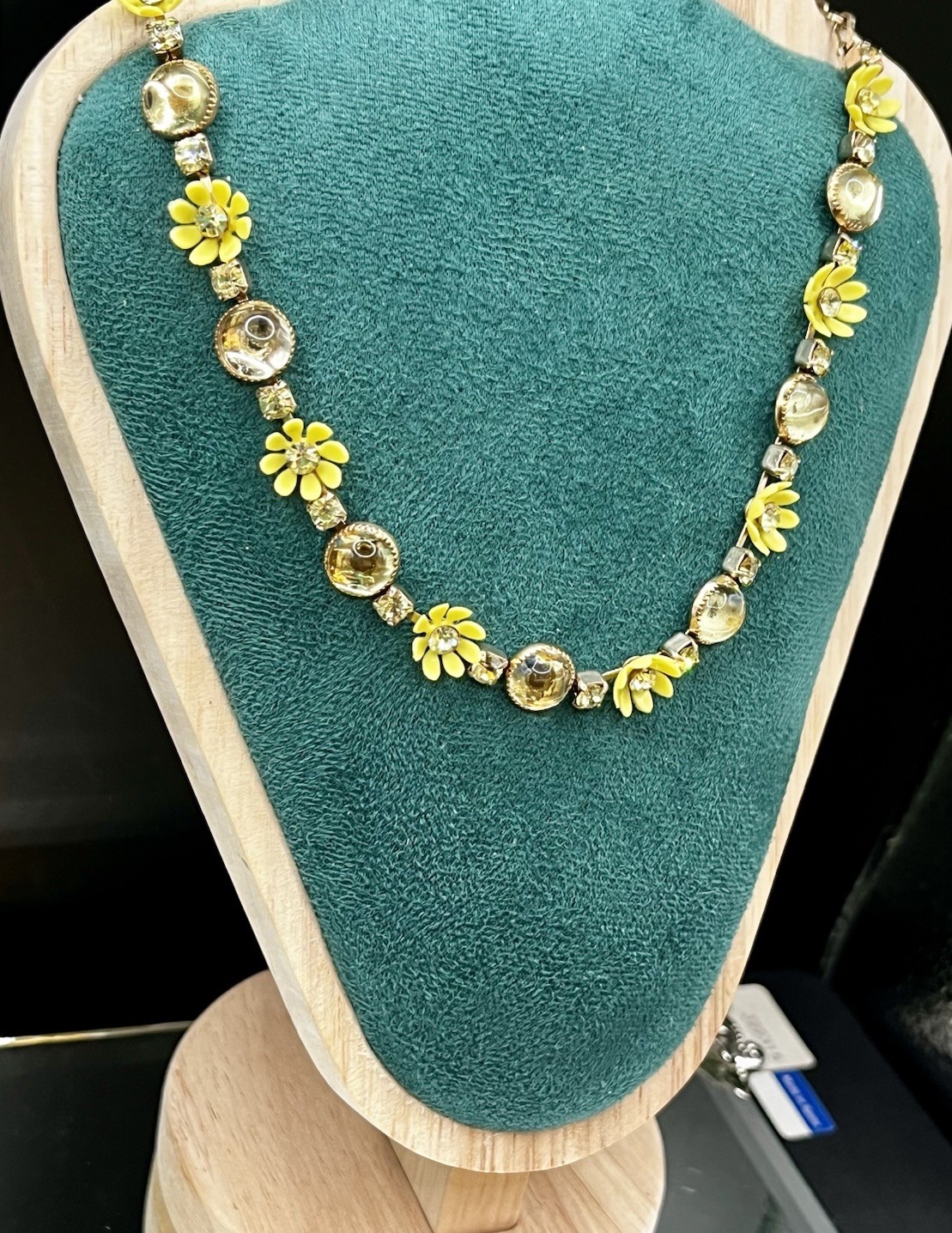 Summer Yellow Daisy Cabochon & Rhinestone MCM STYLE NECKLACE Bracelet set Choker
