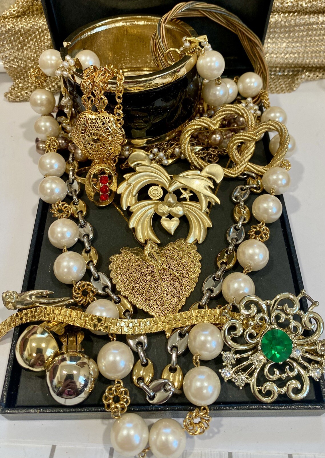 Vintage Estate Costume Jewelry Lot ! TRIFARI , SARAH COV and more!