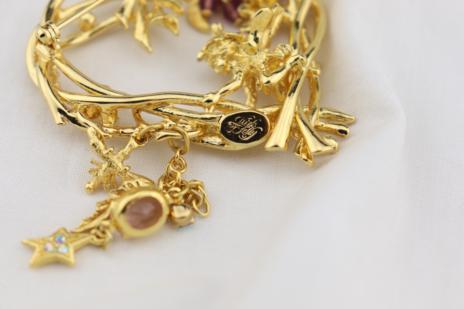 Vintage Kirks Folly Gold Tone Wisteria Heart Wood Fairy Rhinestone Pin Brooch