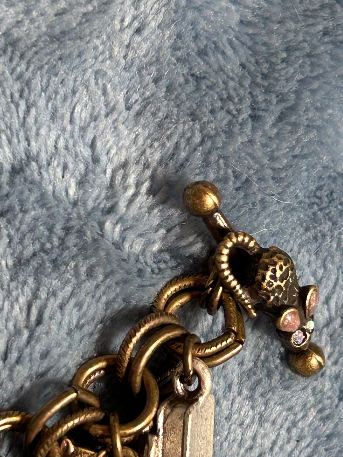 Sweet Romance Vintage Charm Bracelet cat kitty mouse themed nwot toggle closure