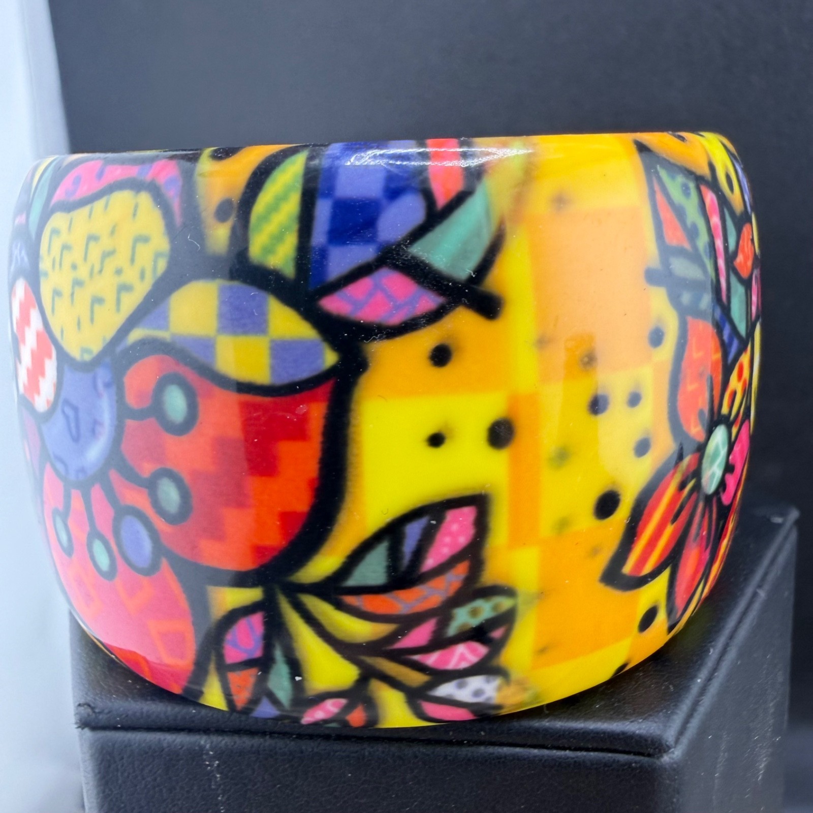 Retro Colorful Bangle Bracelet Wide Chunky Bright Flowers 8.5”