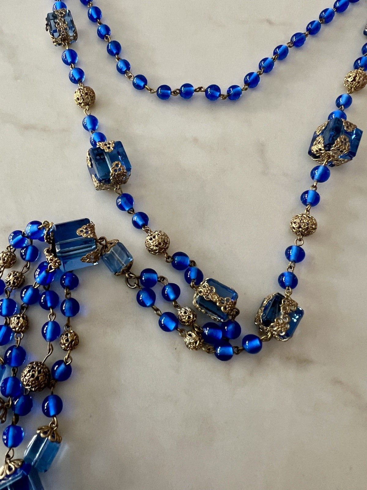 BRIGHT BLUE CRYSTAL/BRASS FILIGREE NEIGER BROS CZECH LONG VTG DECO 20s NECKLACE