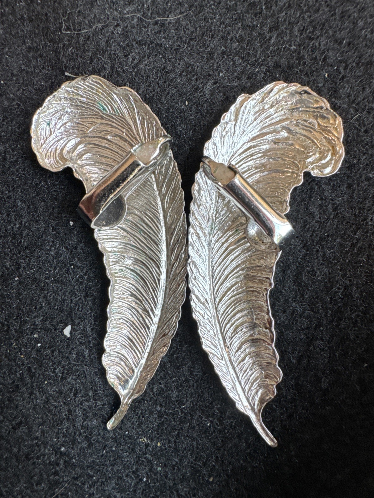 Vintage Sarah Coventry “Feather Froth” Clip Earrings