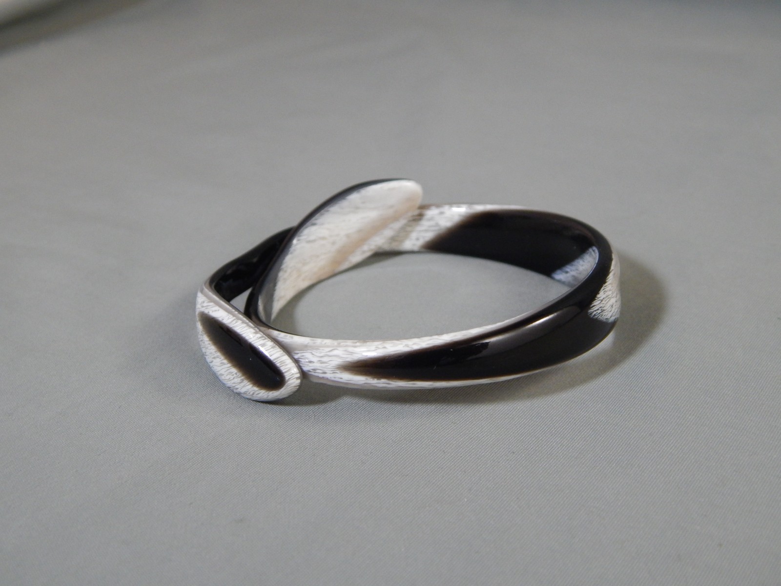 Lea Stein Black & Gray Cellulose Acetate Celluloid Plastic Wrap Snake Bracelet