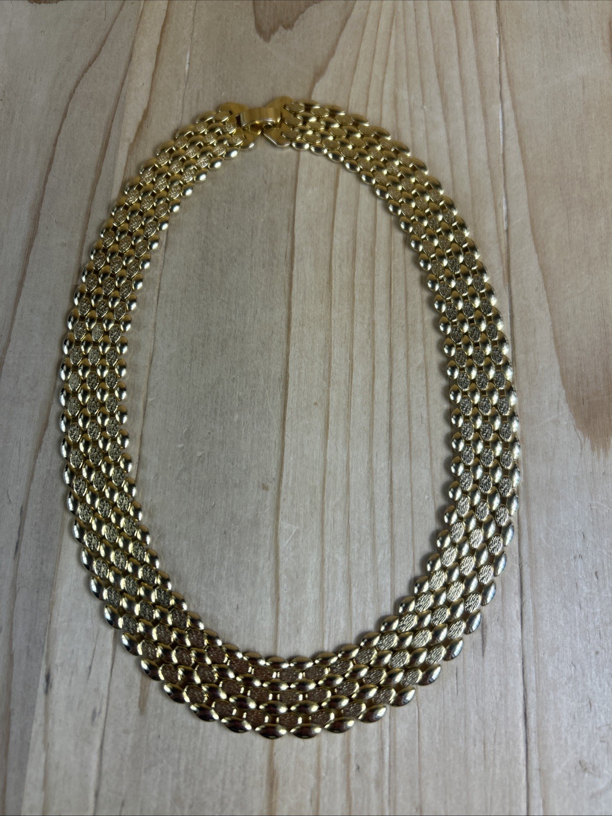 Chain Collar Necklace 17” Gold Tone 7 Layer Mesh Design Smooth Textured