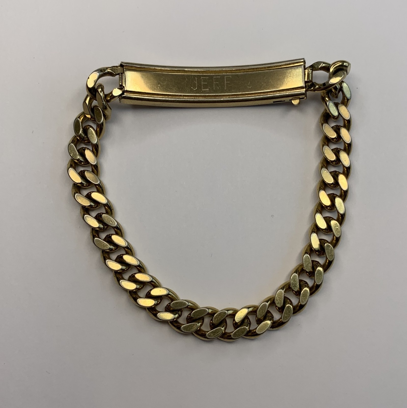 Vintage Speidel Gold Tone ID Bracelet Engraved Stacy on outside JEFF on Inside