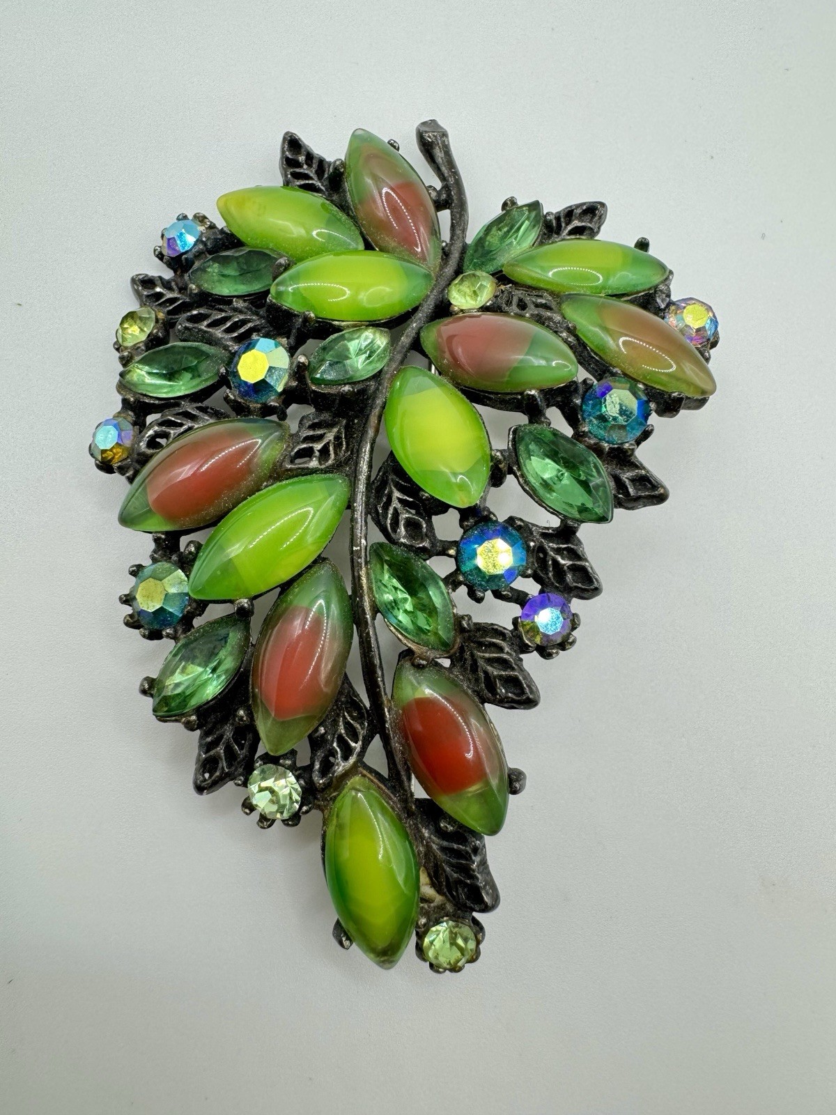Vintage Arthur Pepper ART Green Givre Glass Cabochons AB Rhinestones Leaf Brooch