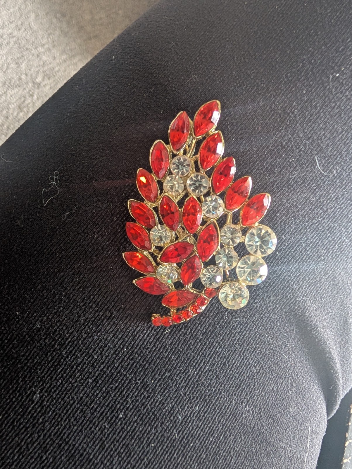 Costume Jewelry Set From 1960s, Braclet, Clip On Earrings, Broche