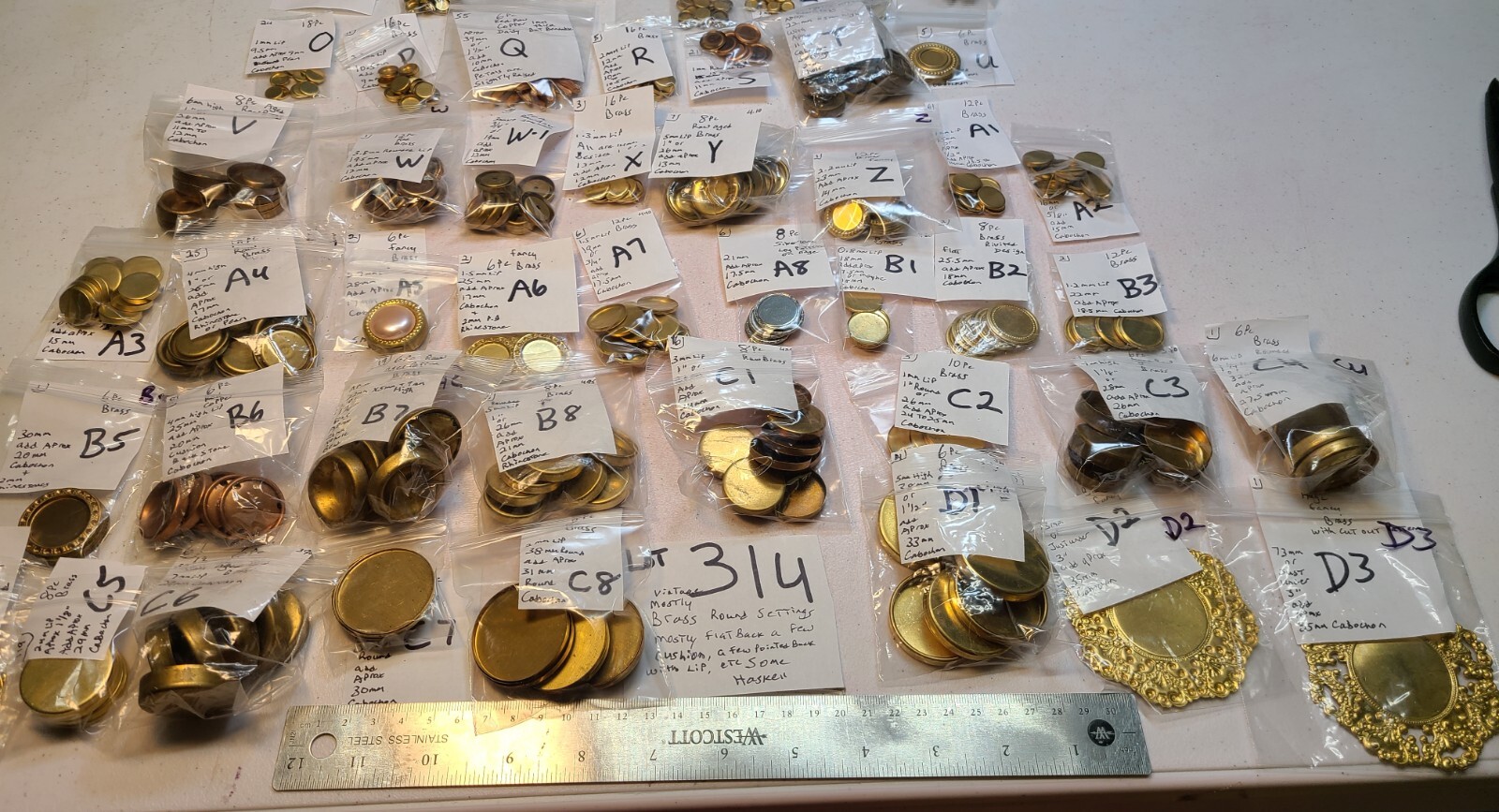 vtg Round Brass Rhinestone Flat Back Settings w/ Lip Some Miriam Haskell Lot 314