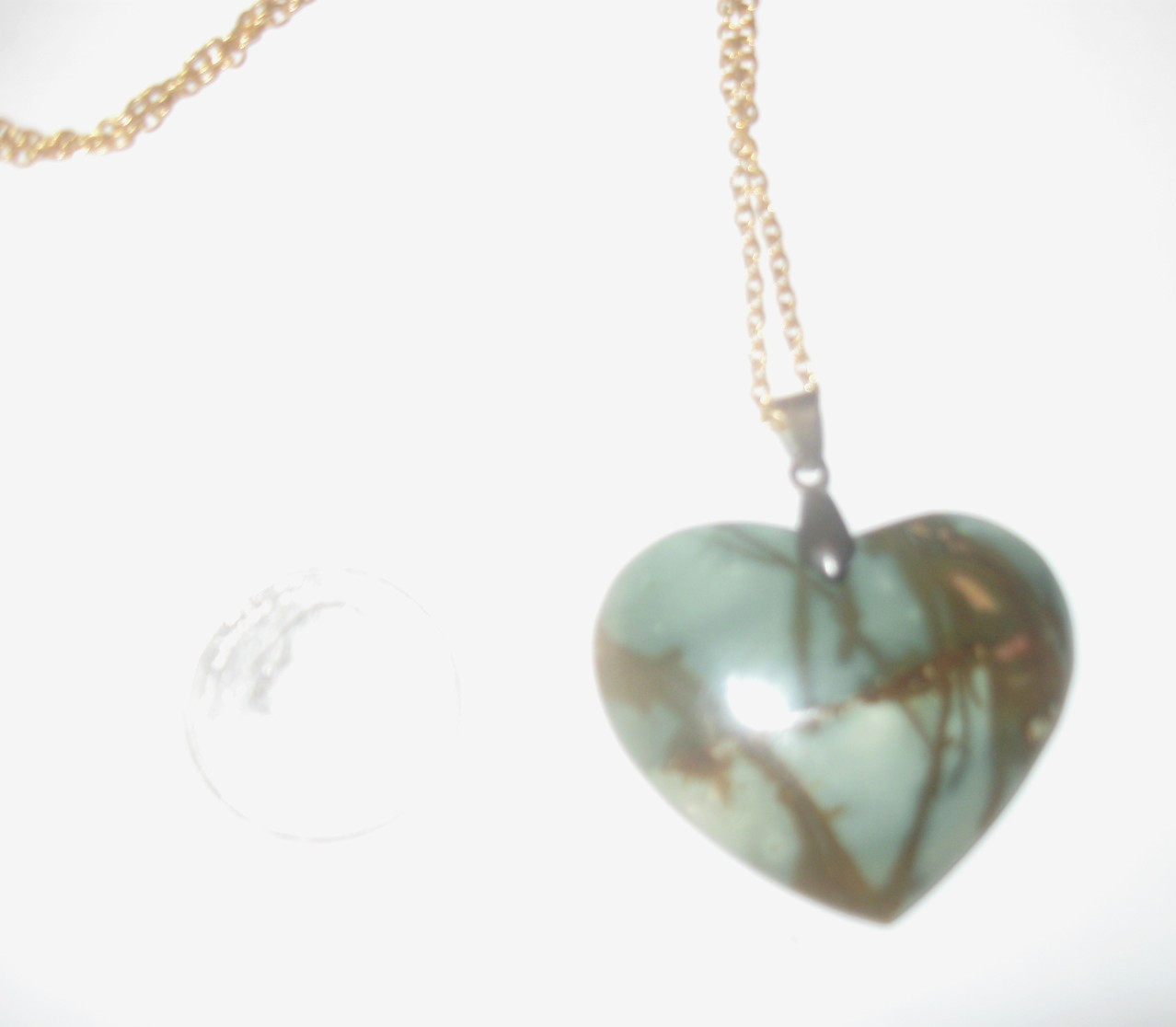 Vintage Green Heart Shaped Polished Stone Pendant Necklace ~ Charm on Chain-RARE