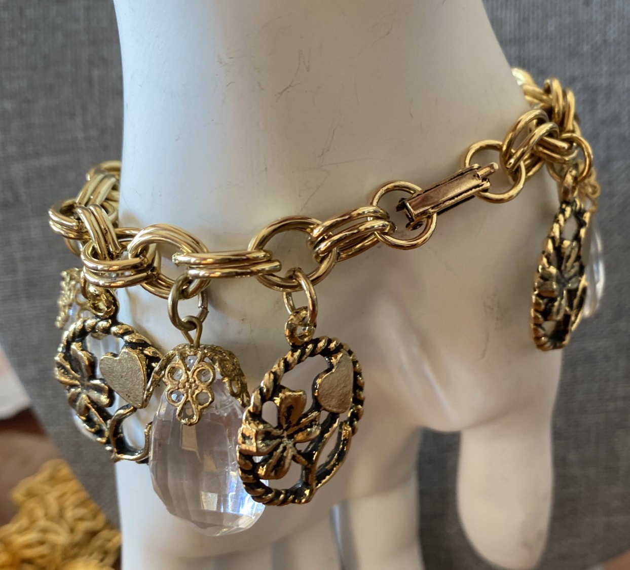 Vintage Gold Tone Good Luck Charm Bracelet Heart Four Leaf Clover Wishbone
