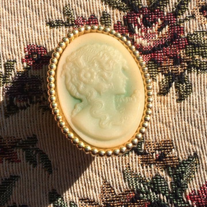 Japan Vintage Cameo Earrings
