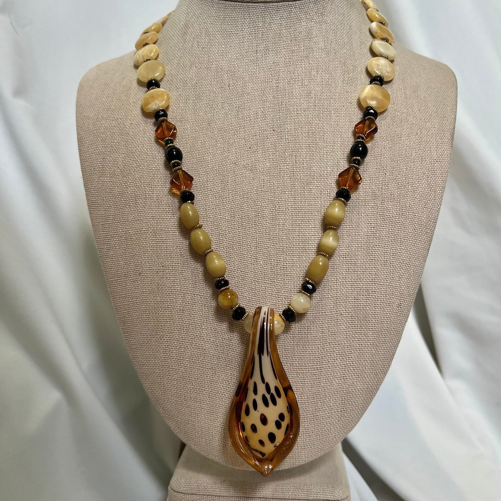 Boho Genuine Yellow Calcite Stone Handblown Art Glass Pendant Gold Tone Necklace