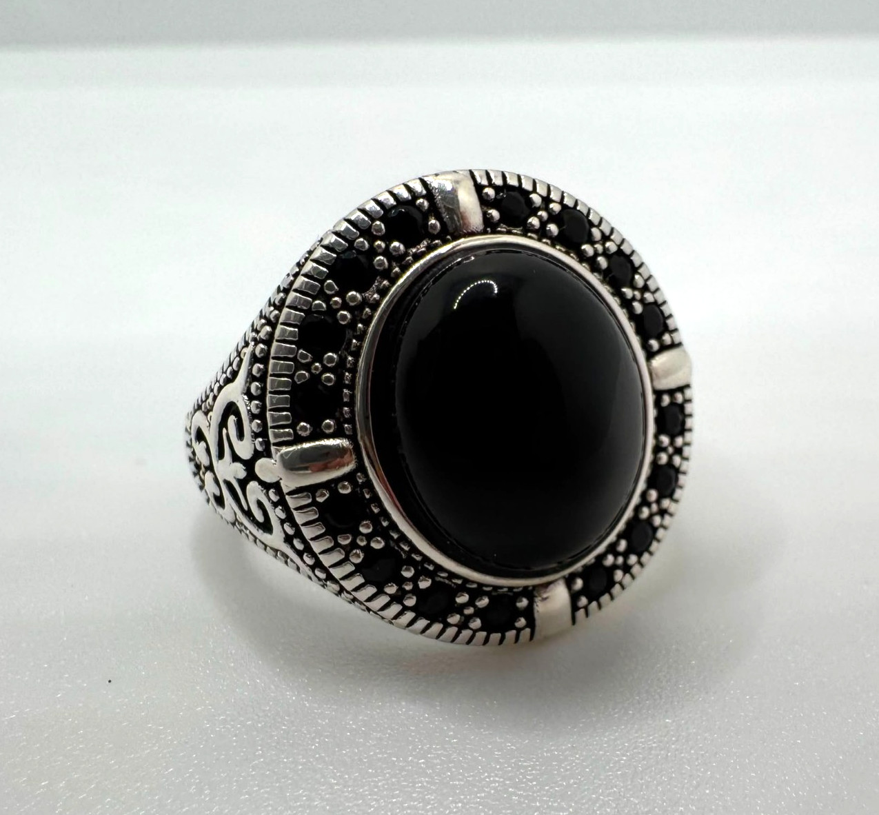 Vintage 925 Sterling Silver Statement Gents Onyx Engraved Signet Time Gothic