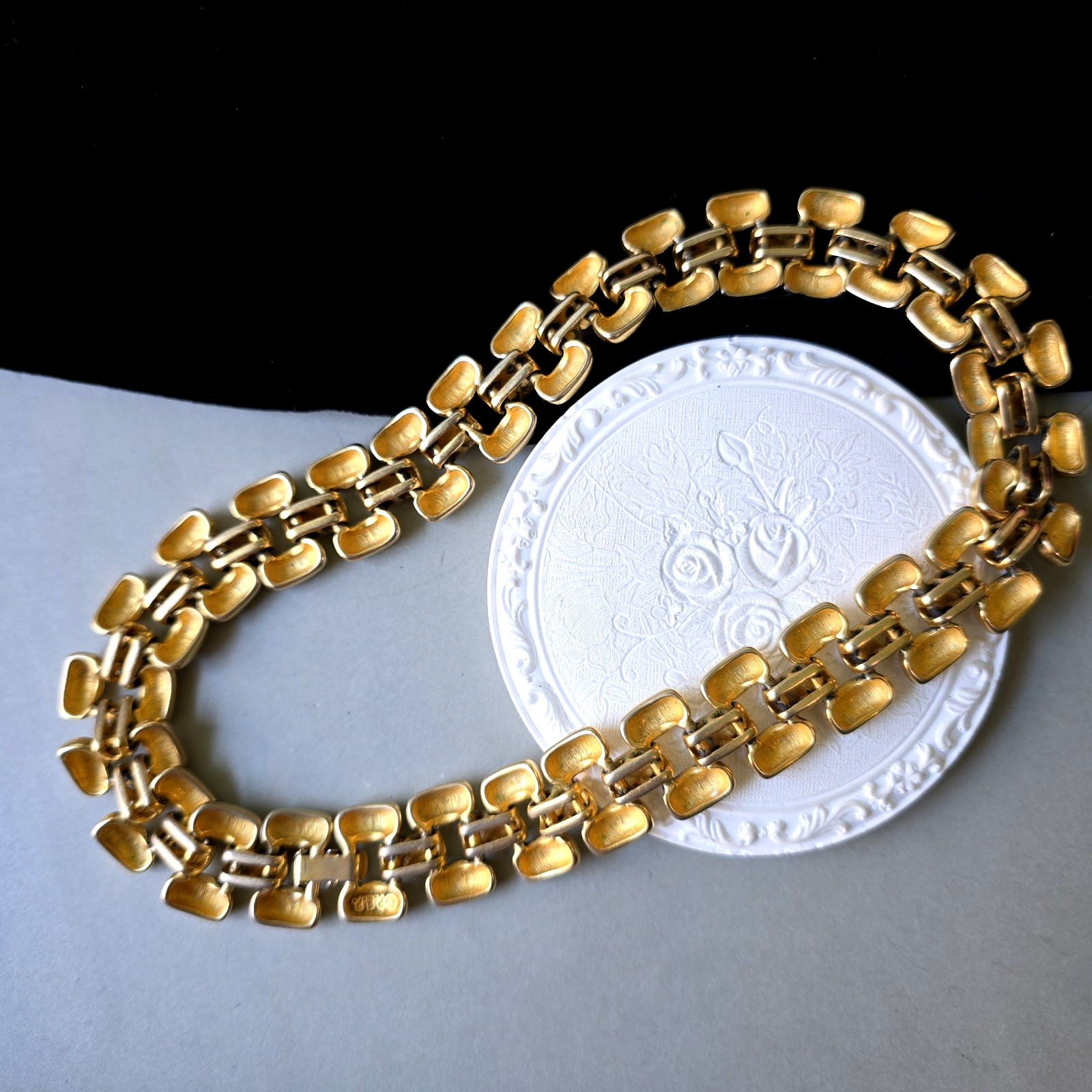 Vintage Erwin Pearl Mesh Gold Tone Heavy Choker Collar Necklace 16″L