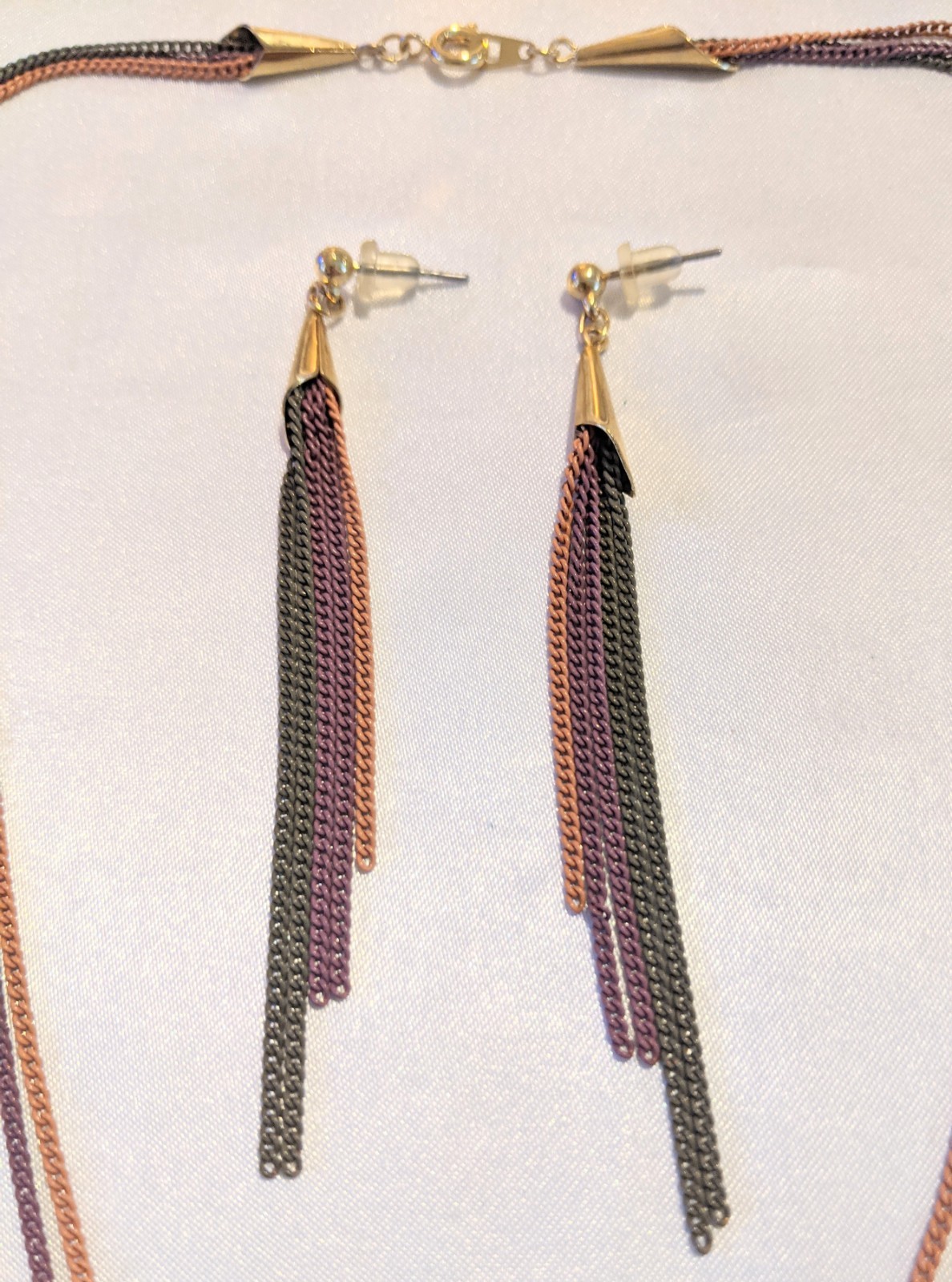 VTG Tri-tone Chain Necklace & Dangle Earrings Set NOS Terracotta Purple Dk Gray