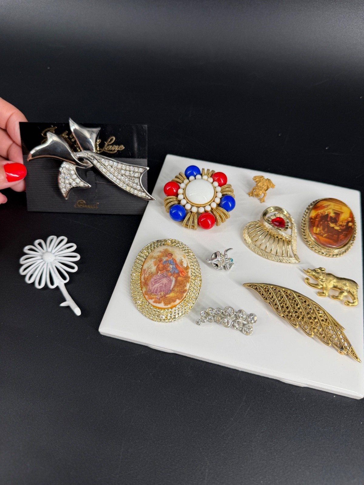 Vintage Brooch Lot Gold Tone Rhinestone Animals Heart Cameo Mixed Pins