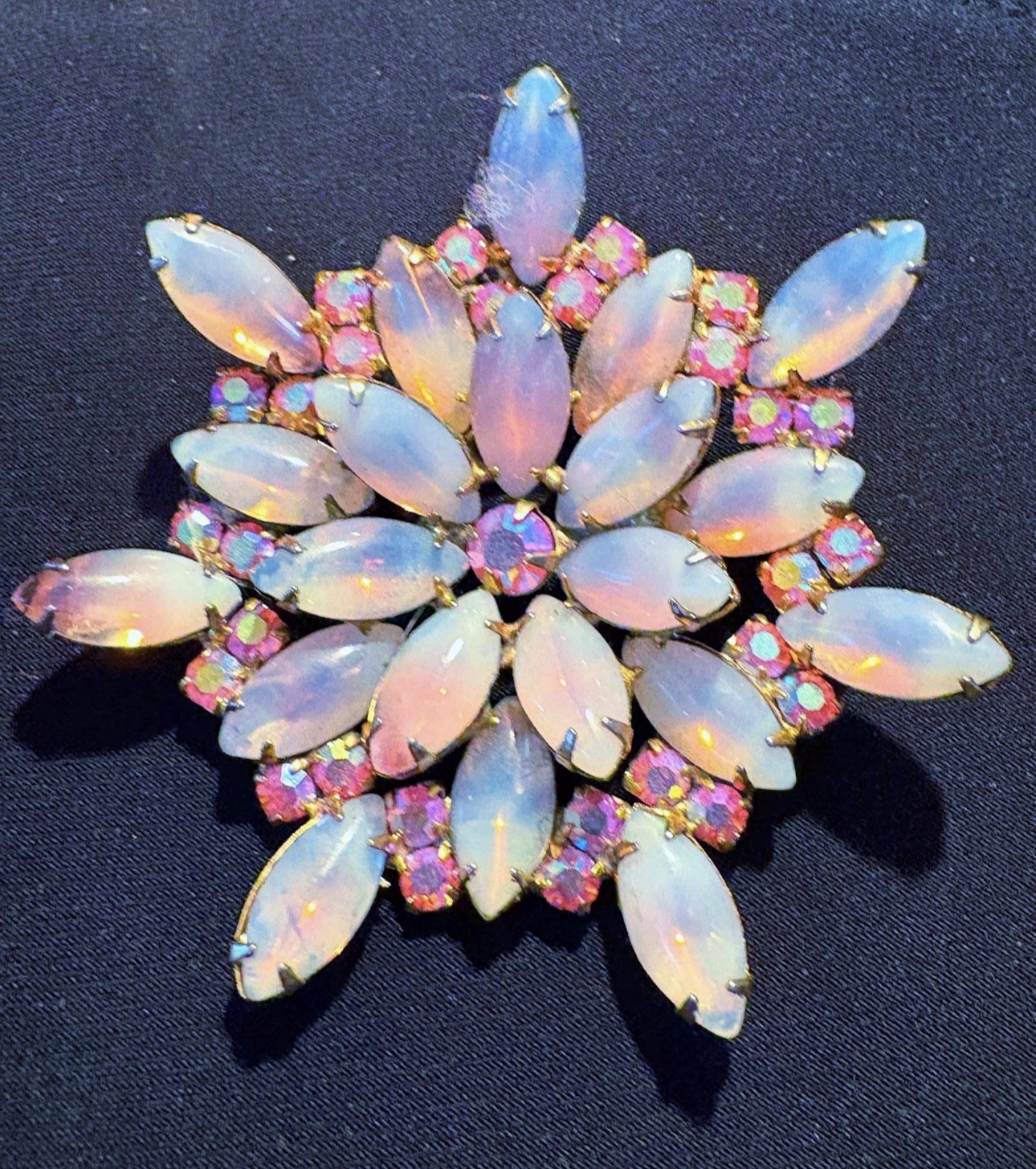Vintage Juliana D&E Pink Moonstone Aurora Borealis Starburst Brooch Earrings Set