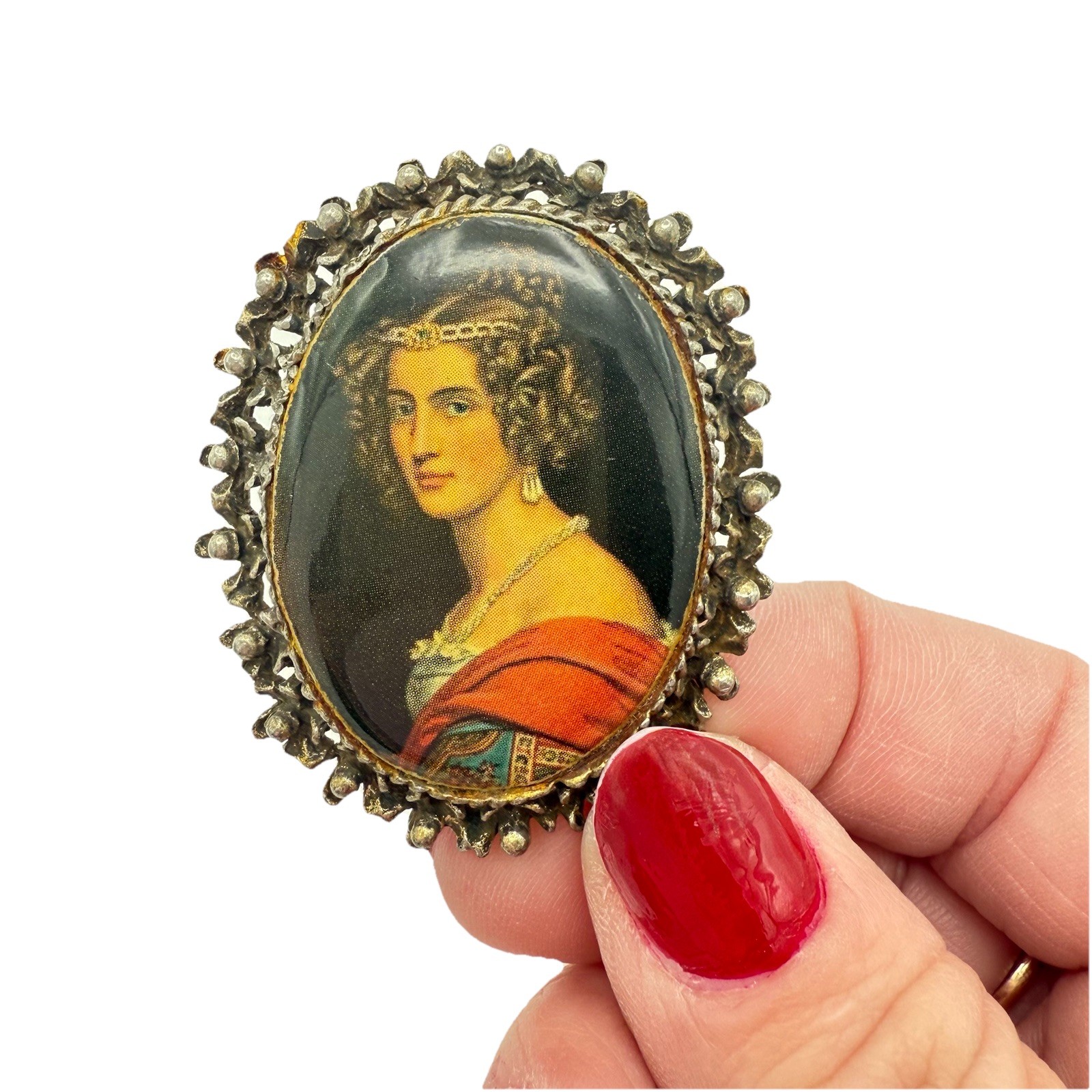 Vintage Cameo Style Noblewoman Portrait Brooch or Pendant – Ornately Framed