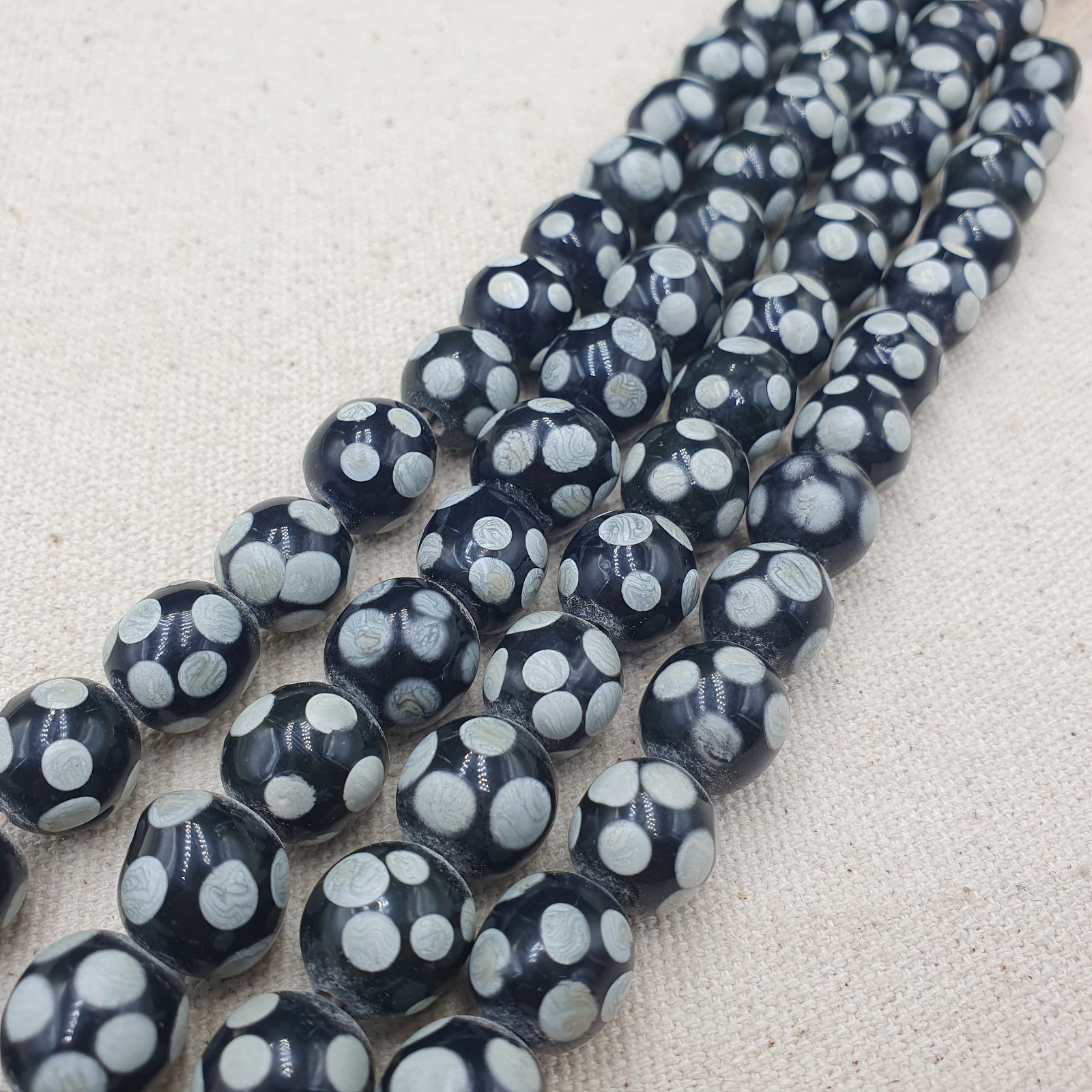Authentic Vintage African Glass Beads Necklace Skunk Bead Design