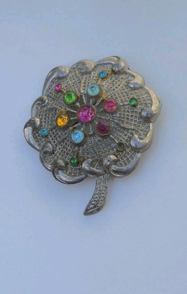 Vintage Little Nemo LN Rhinestone Floral Clover 1930s – 40s Brooch Pin Jewelry