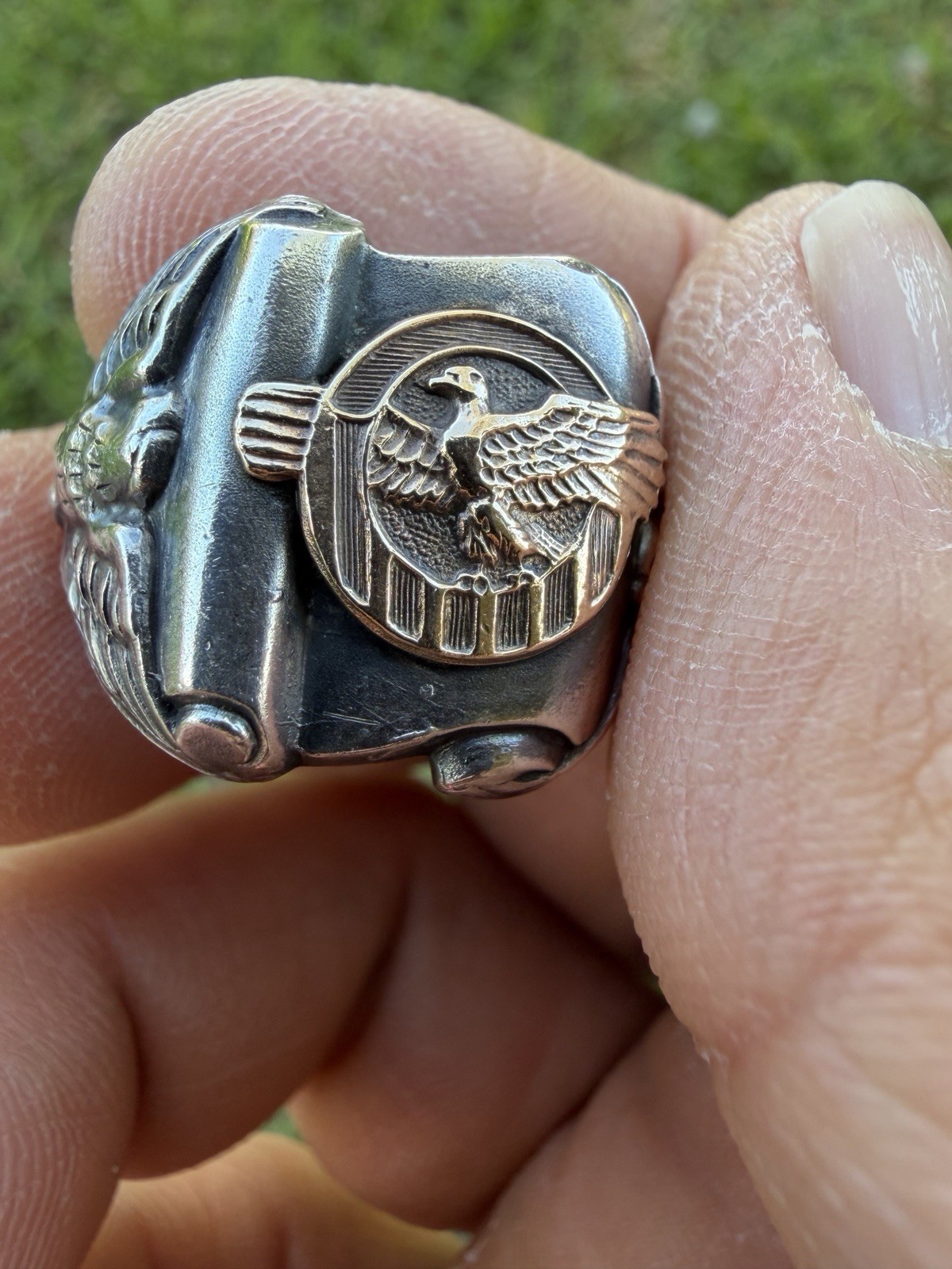 Vintage Relief US Army Ruptured Duck Ring WWII Class Ring