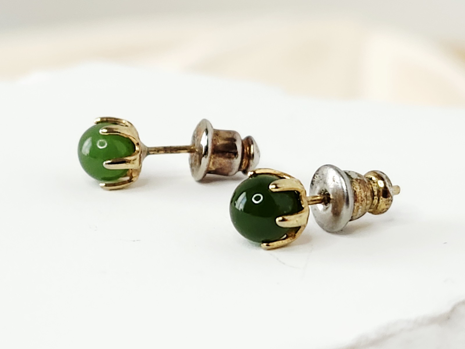 2 Pairs Green Jade Stud Earrings – 1 Silver Tone & 1 Gold Tone – Vintage