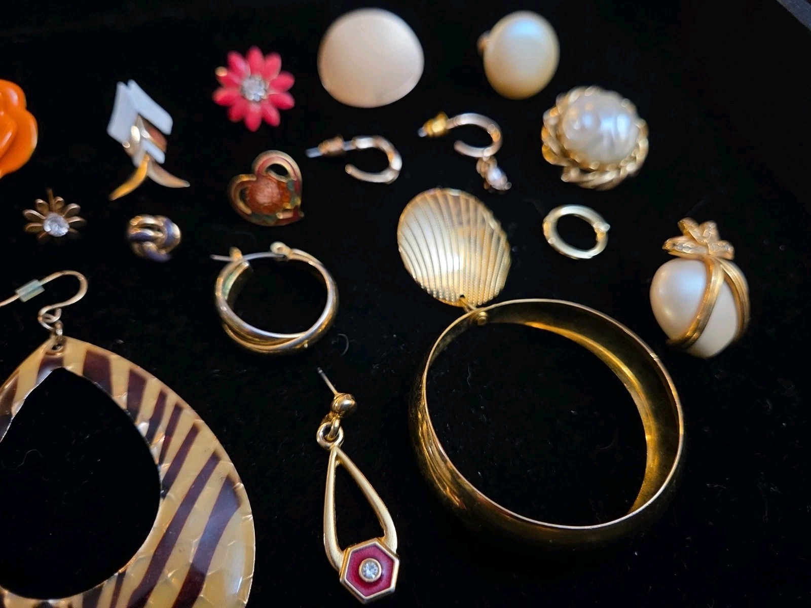 Lot Of Vintage Costume Jewelry Single Earrings Clip On Craft Some Signed