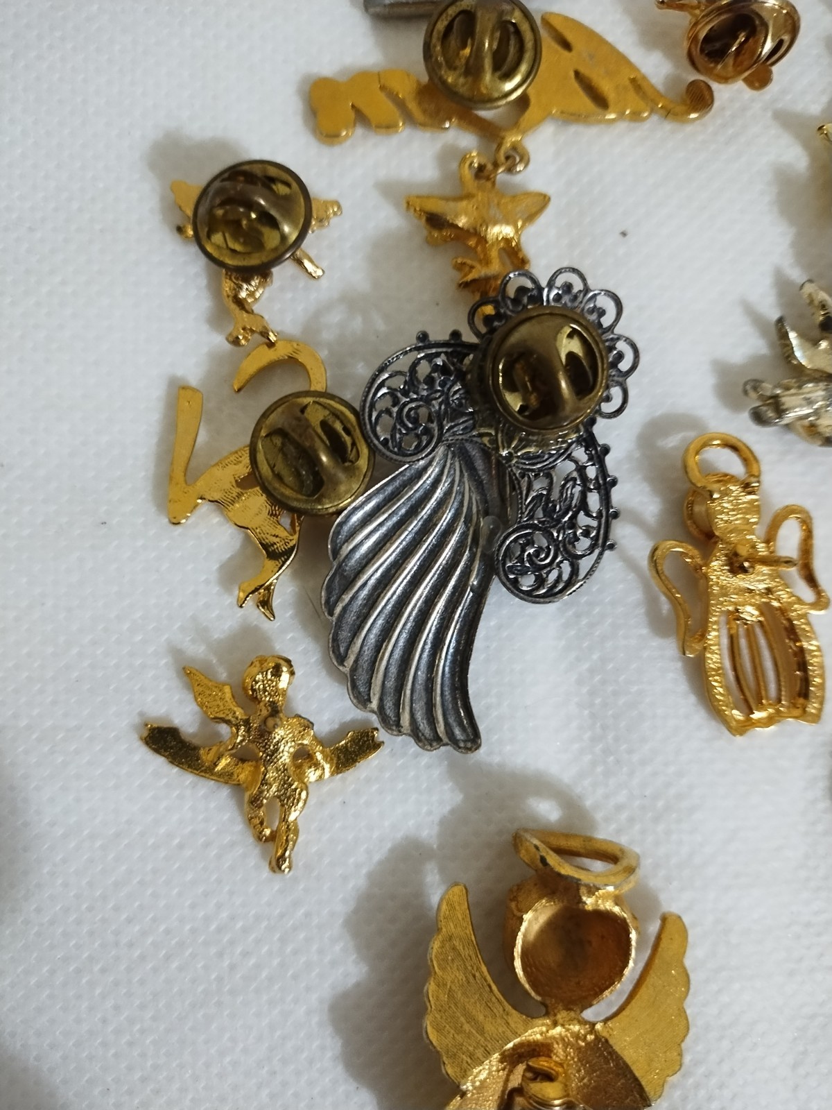 Vintage to Now ANGELS Pins Brooches 25 Pcs Read Description!