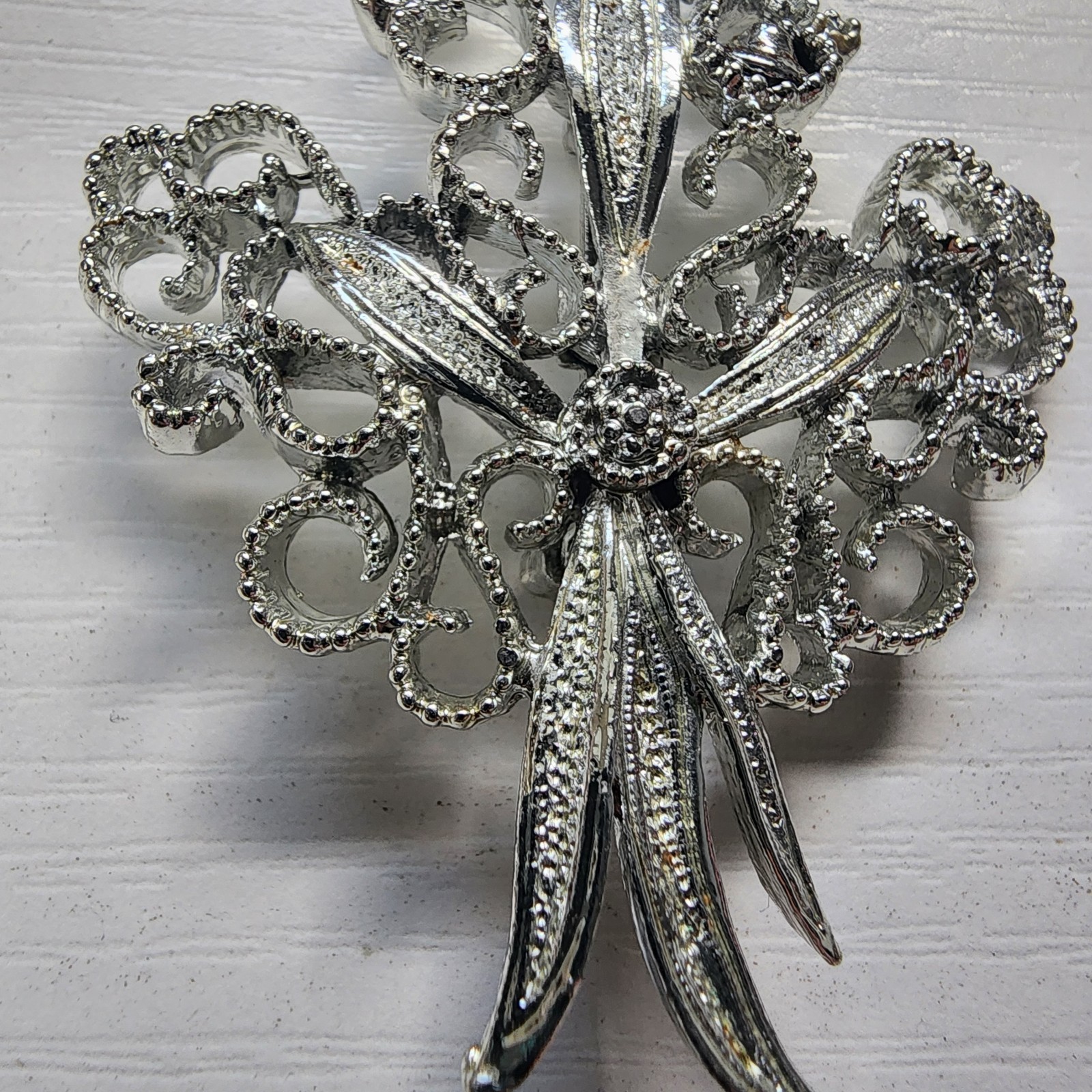 Gerry Vintage Signed Silver Toned Sparkle Wheat 1960 Brooch Pin Bouquet Leaves