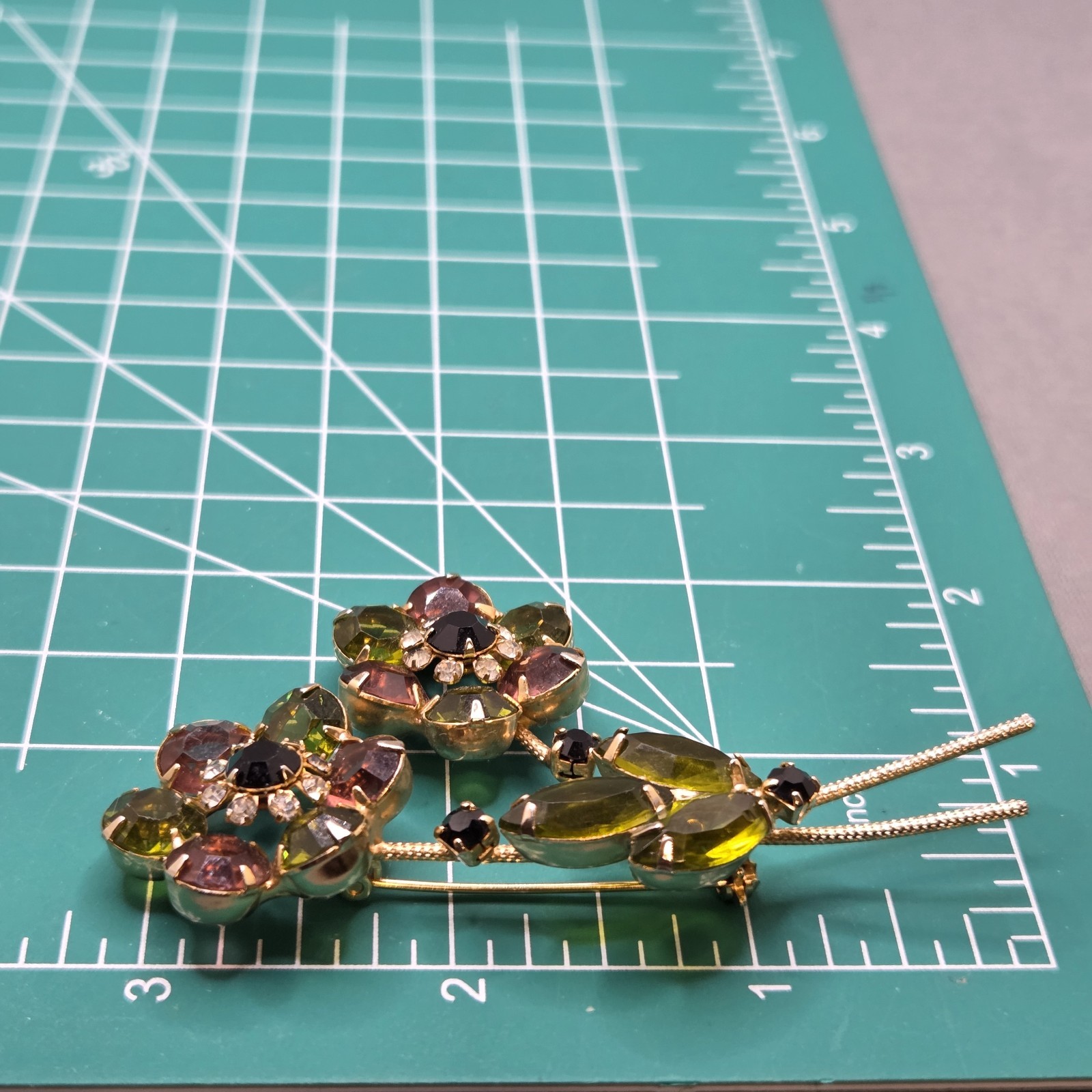 Unsigned Rhinestone Brooch Double Flower Pink Green Goldtone Stem