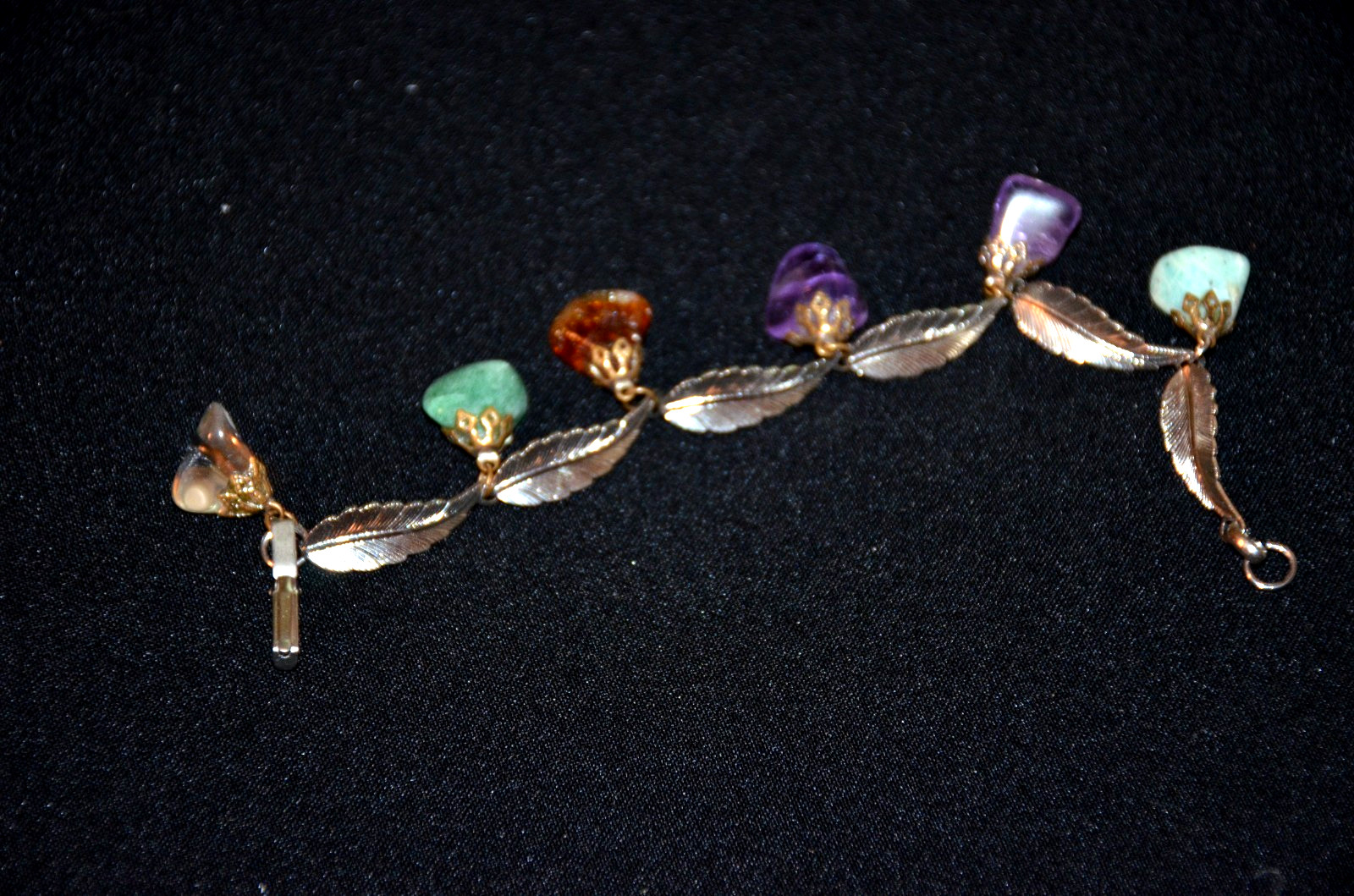 Vintage Silver Tone Feather Leaf and Assorted Gemstones Stone Bracelet 8”