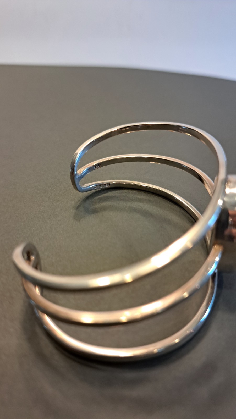 Stunning signed Sterling Silver & Abalone Cuff Bracelet “Mexico .925 ATI,” 30g