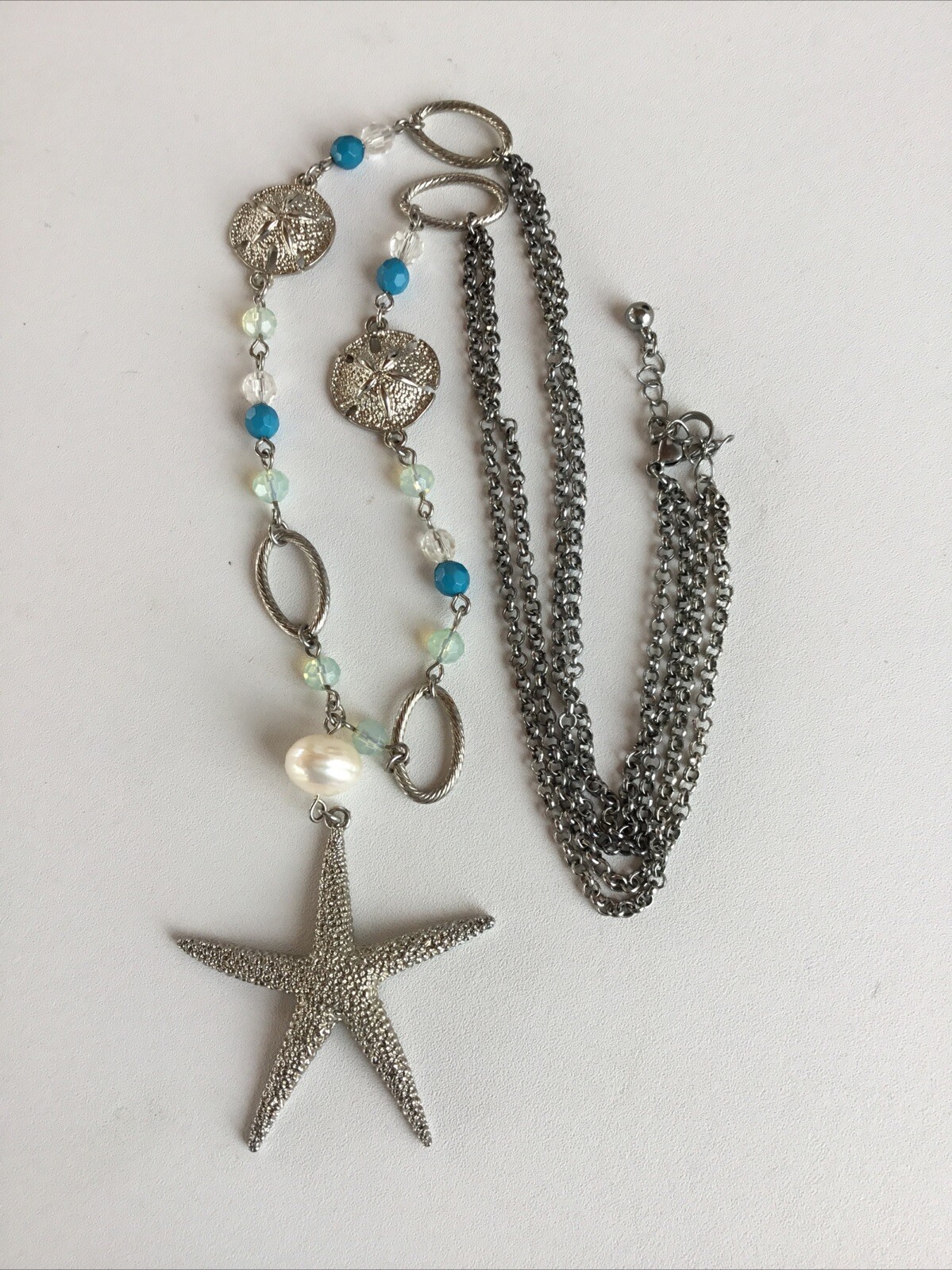 Vintage Ocean Beach theme Starfish Sand Dollar charm necklace silver tone 15″