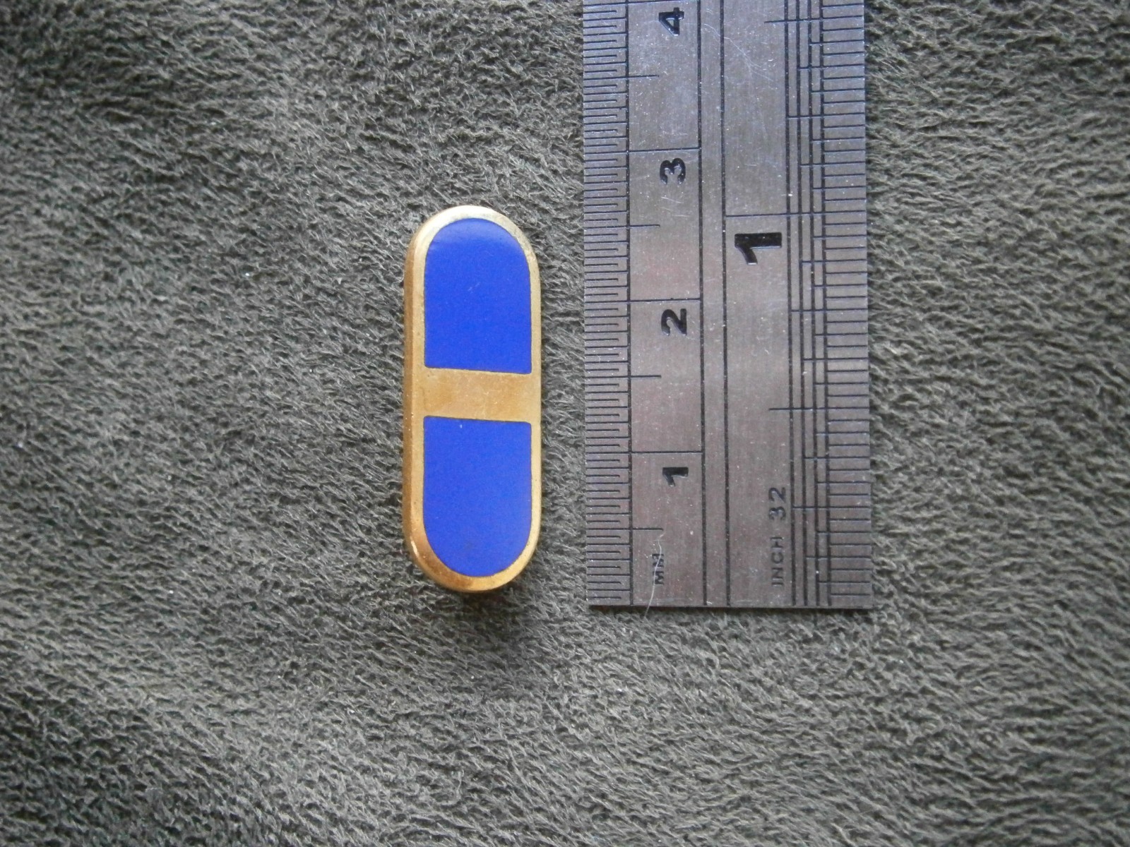 WWII US Army Air Force Flight Officer Vintage Enamel Lapel Pin Badge 2.6g