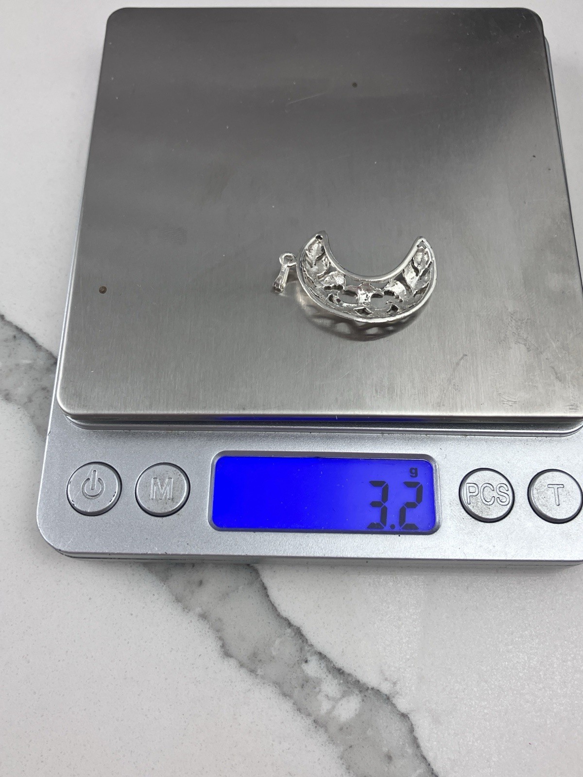 Vintage 925 Sterling Silver Filigree Crescent Moon Pendant