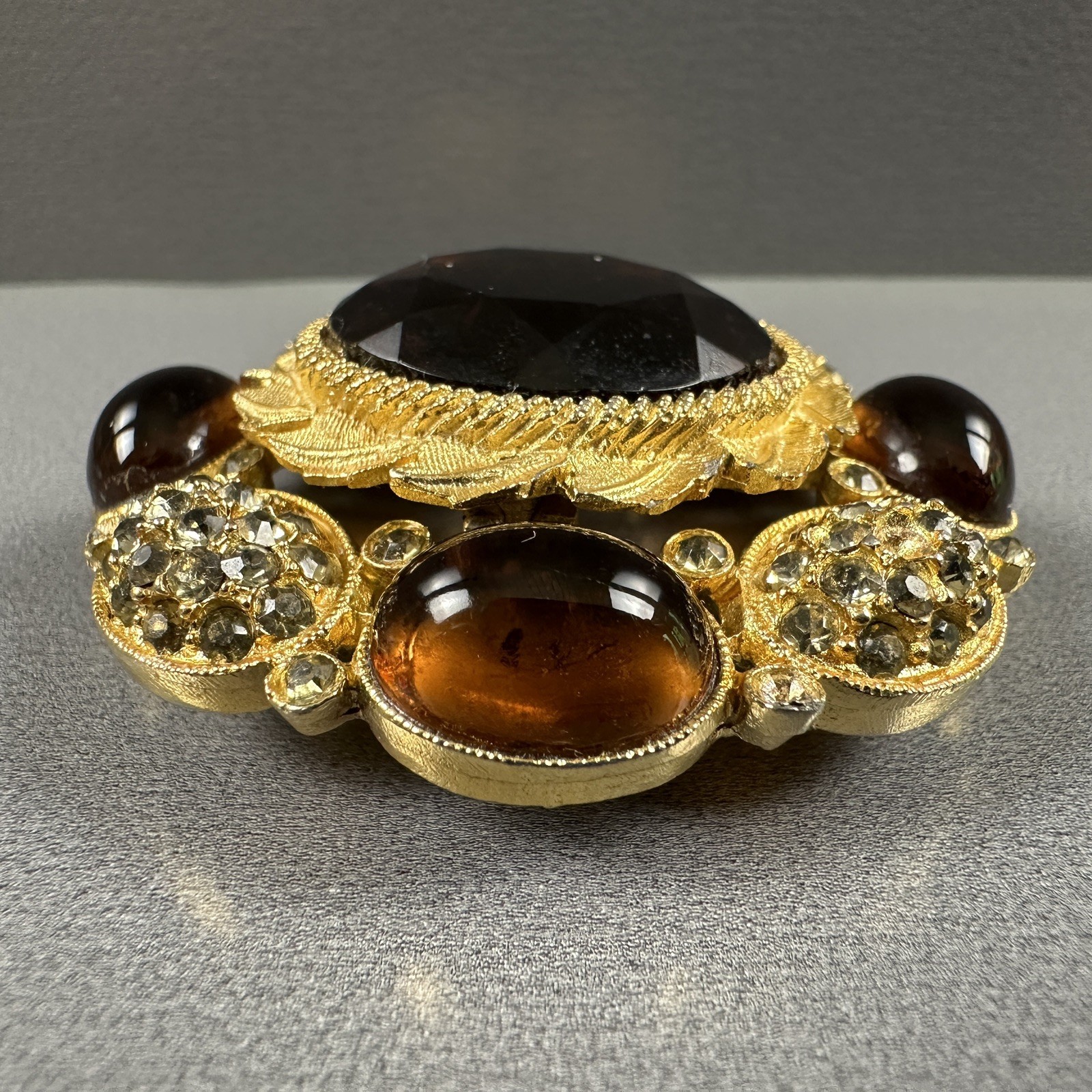 Vintage Brooch Pendant Brown Gold Tone Glass Rhinestone Statement Pin