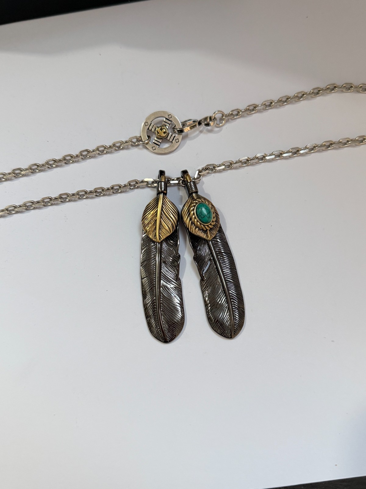 𝐆𝐎𝐑𝐎’𝐒 Vintage Feather Pendant Necklace