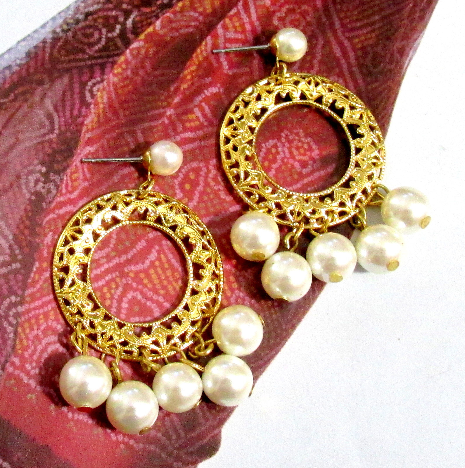 VTG RUNWAY NAPIER DANGLING FILIGREE GP 2″ HOOP FAUX PEARL EARRINGS POSTS EXC