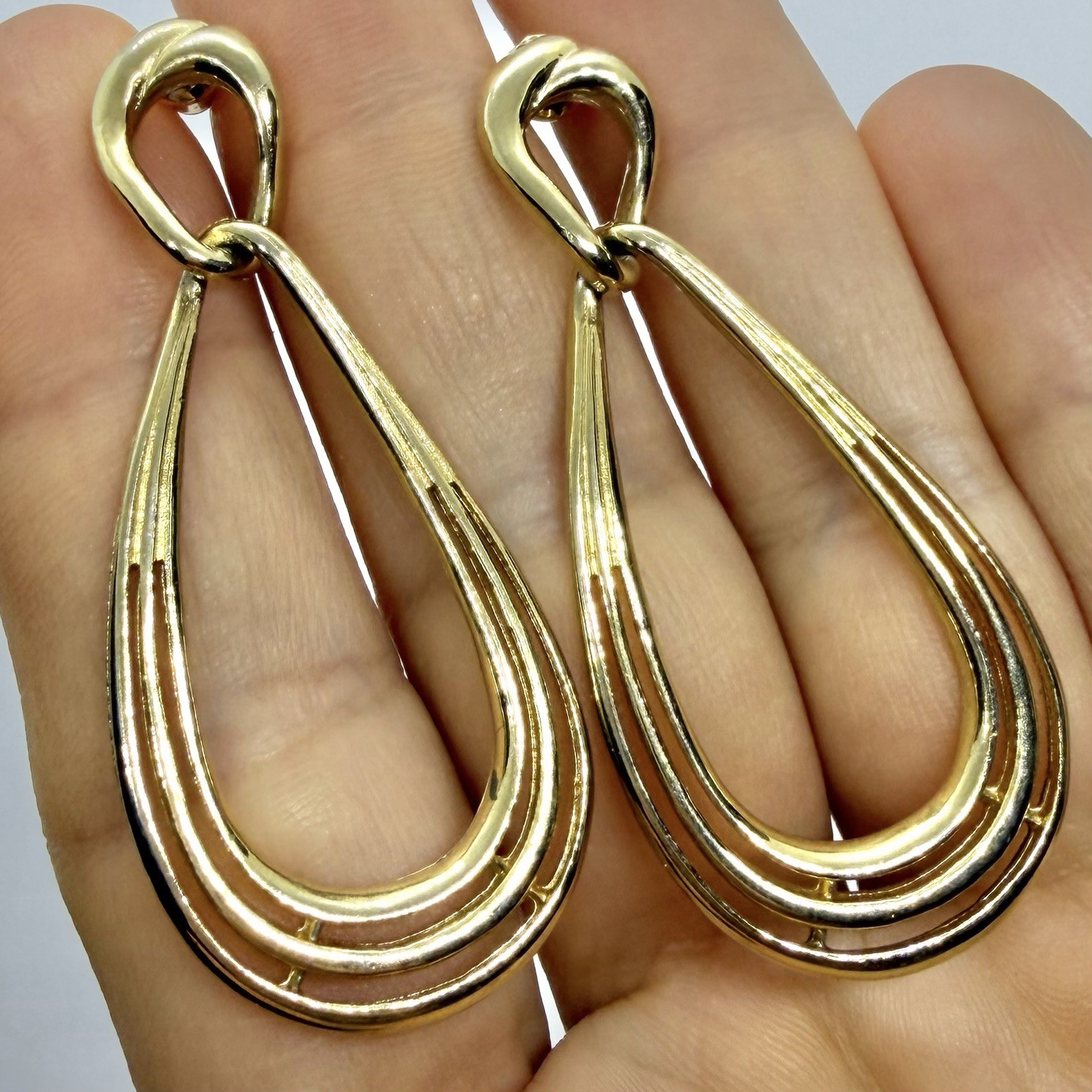 Vtg Goldtone Teardrop Triple Hoop Statement Dangle Earrings Post