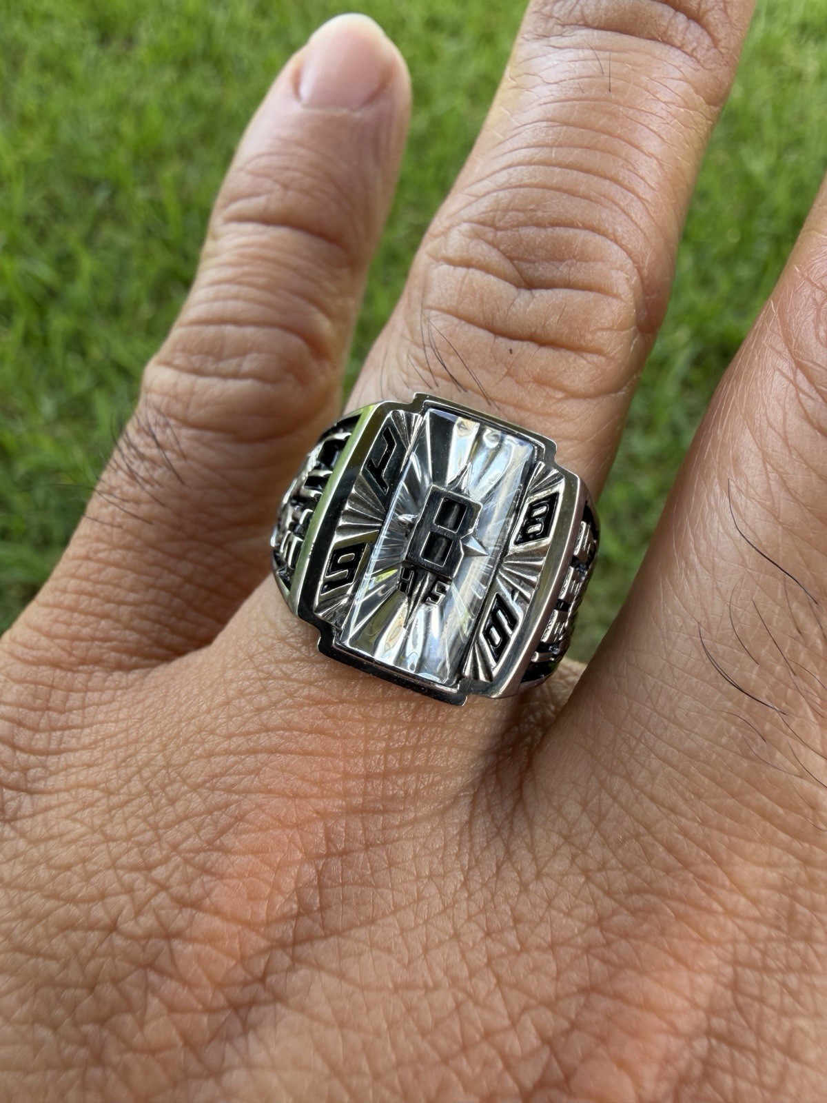 B High School Class Ring