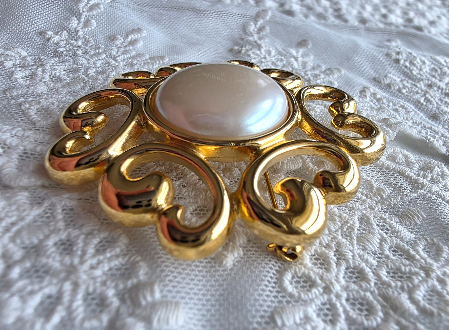Vintage Signed Givenchy Brooch Pin Faux Pearl Open Work Gold Tone 2″