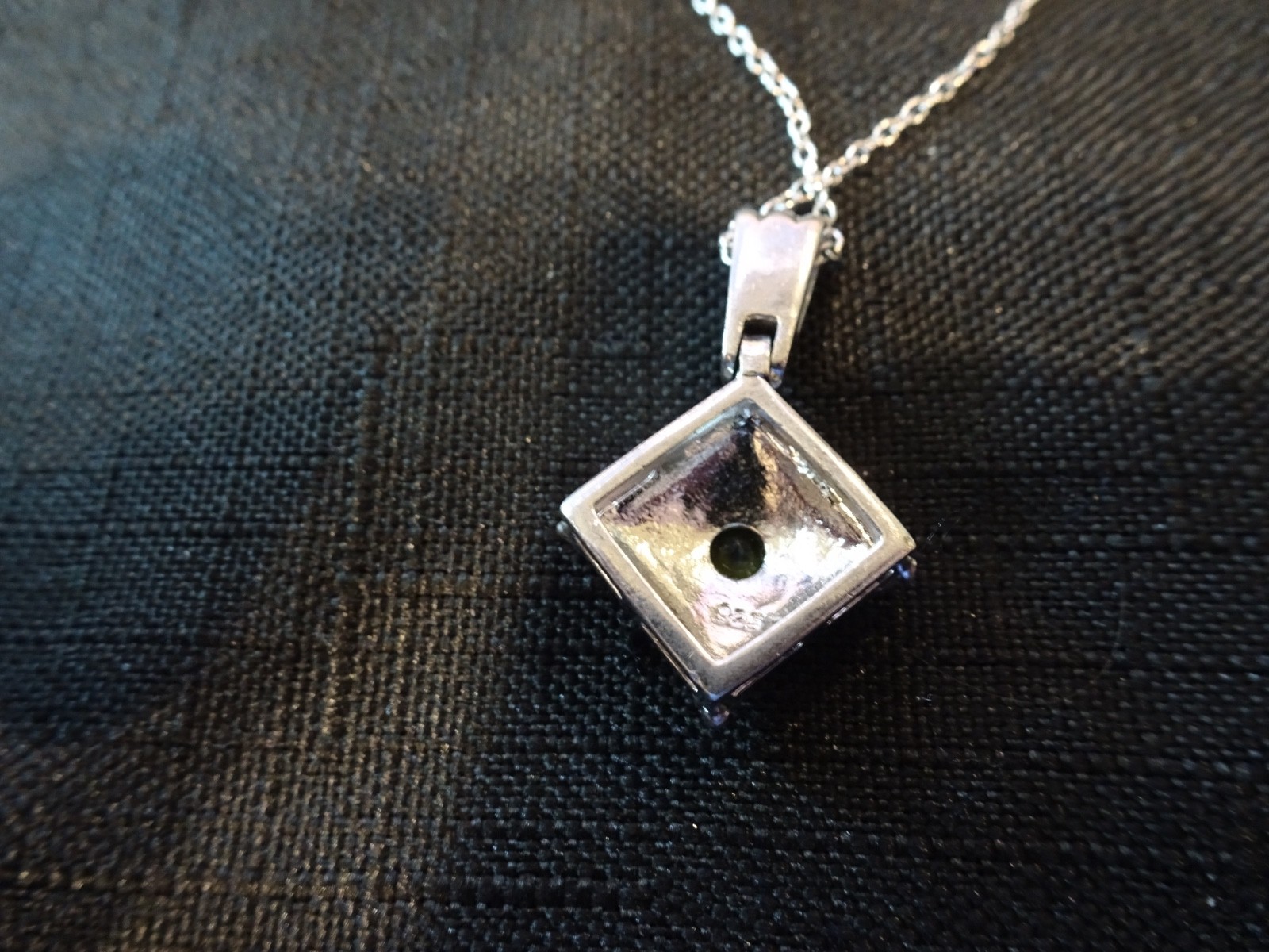 # 697–VINTAGE STERLING SILVER NECKLACE AND PENDANT-FANCY 925