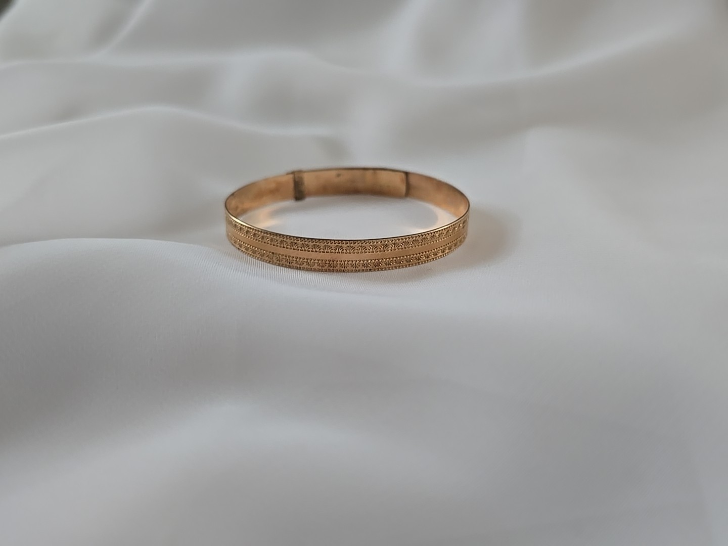 Victorian Gold Filled Buckle Bangle Bracelet Engraved Design Small Wrist 5.5″