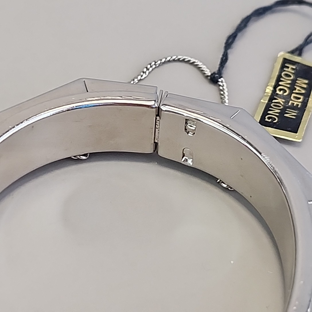Vintage Hinged Bangle Bracelet Octagon Silver Tone Hong Kong Safety Clasp 6.5″