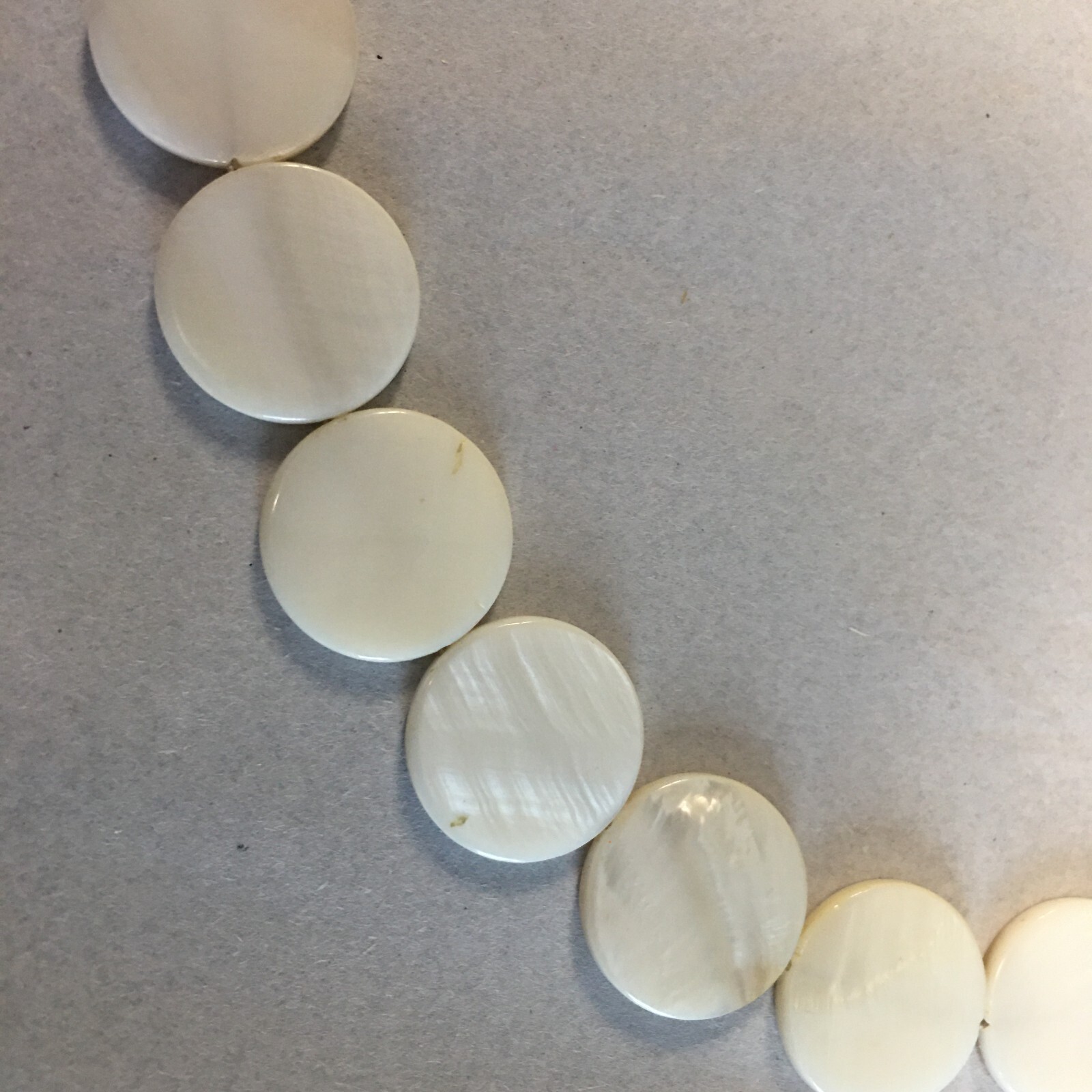 vintage retro mod pearlescent ivory acetate flat disc necklace