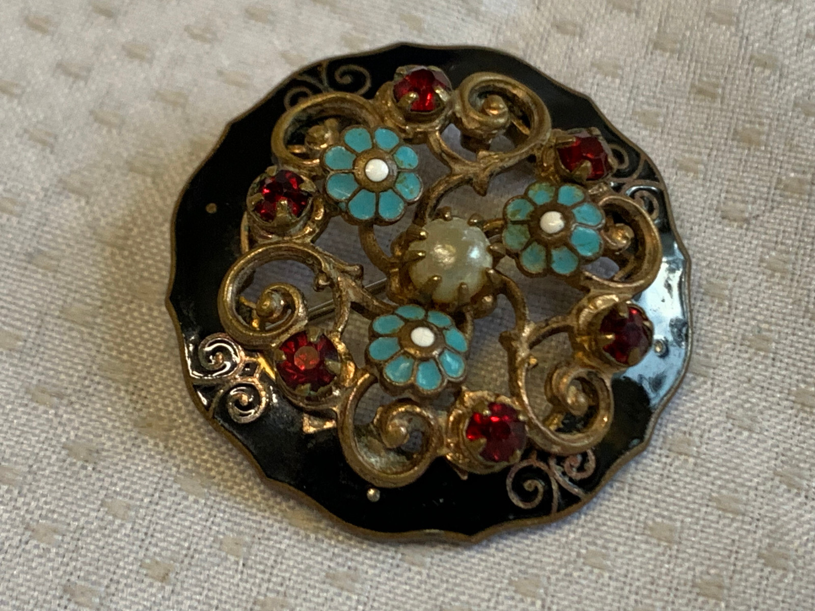 Vtg Enamel & Rhinestone Floral Brooch Fashion Jewelry Faux Pearl Round Pin